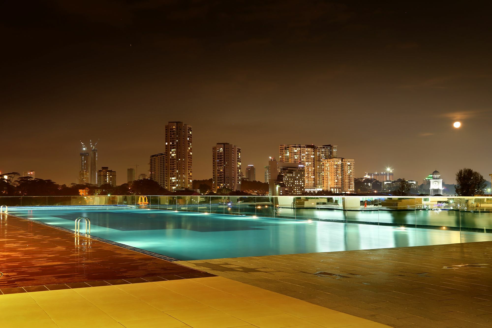 Jb City Paragon Serviced Apartment Johor Bahru Dış mekan fotoğraf