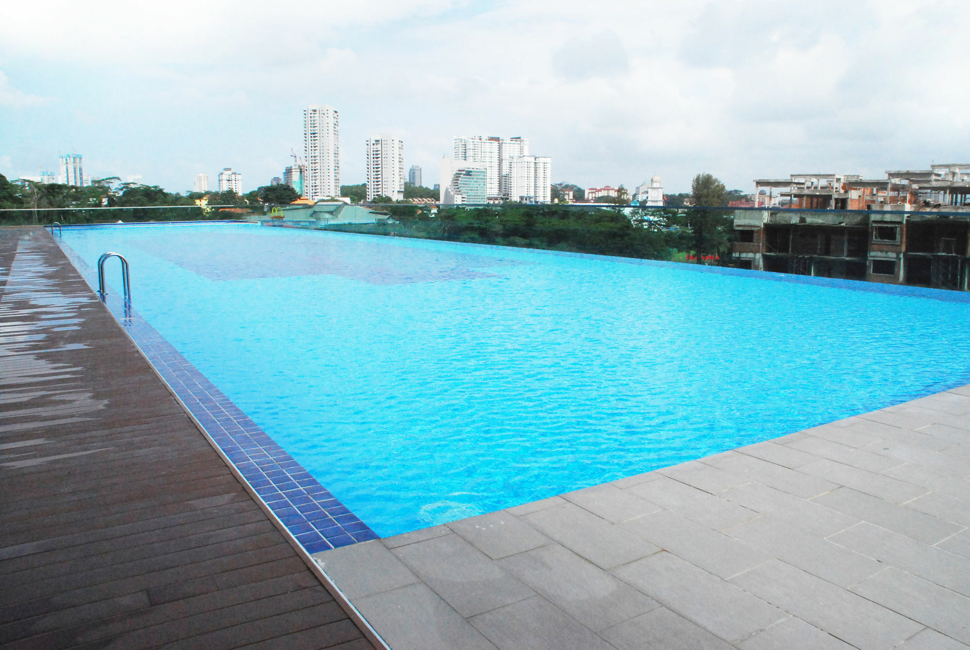Jb City Paragon Serviced Apartment Johor Bahru Dış mekan fotoğraf